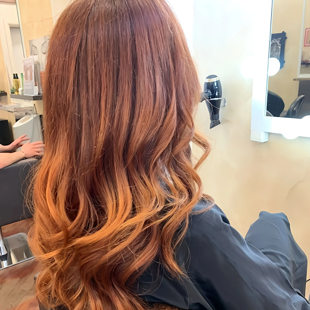 Hair Experience - Tagli moderni e consulenza personalizzata